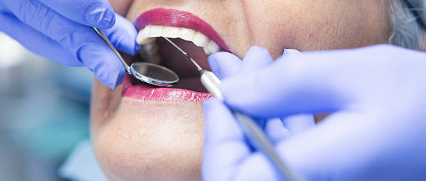 Best Emergency Tooth Extraction  in Lyford, TX